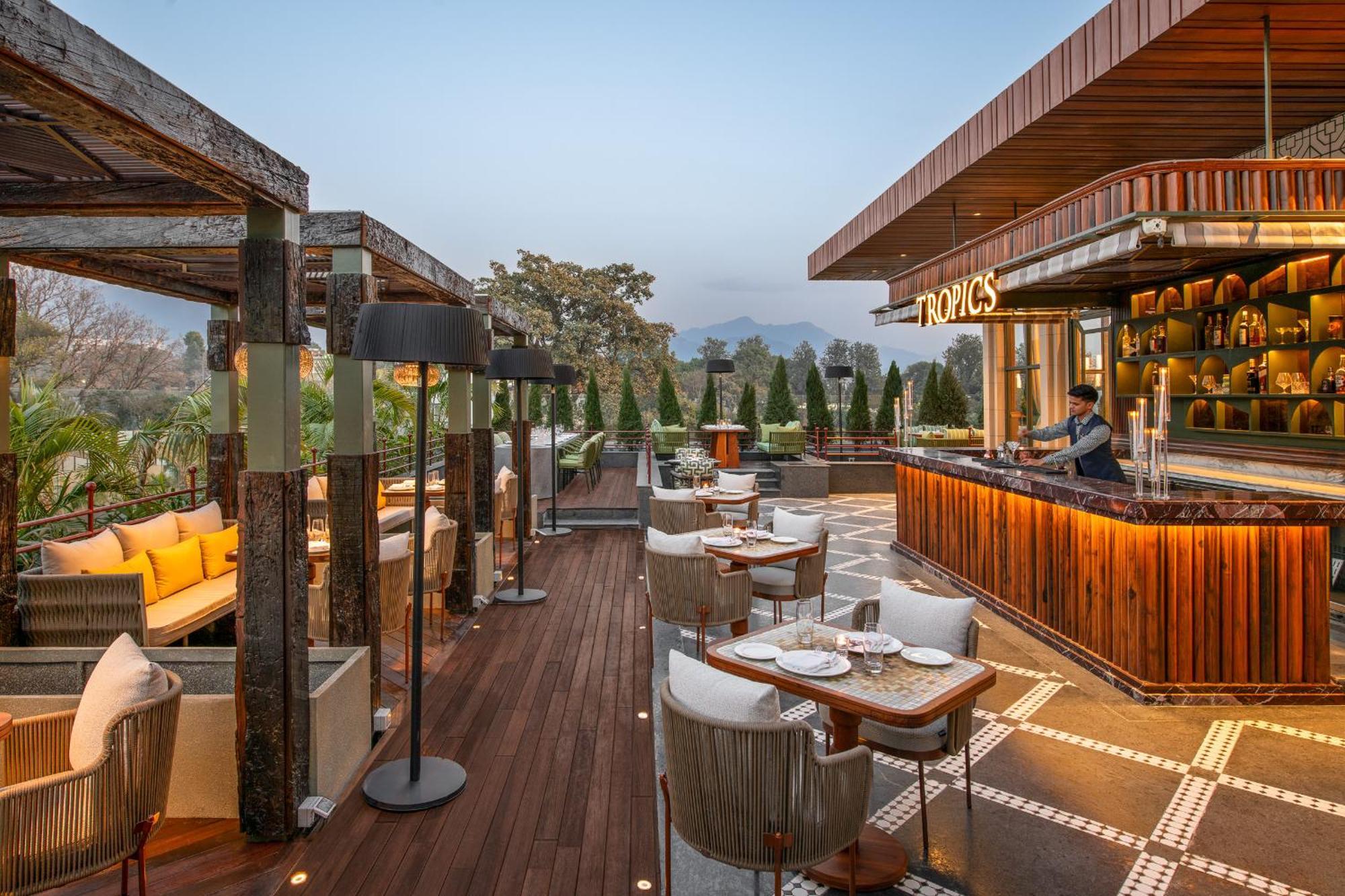 Taj Mussoorie Foothills, Dehradun Hotel Exterior foto
